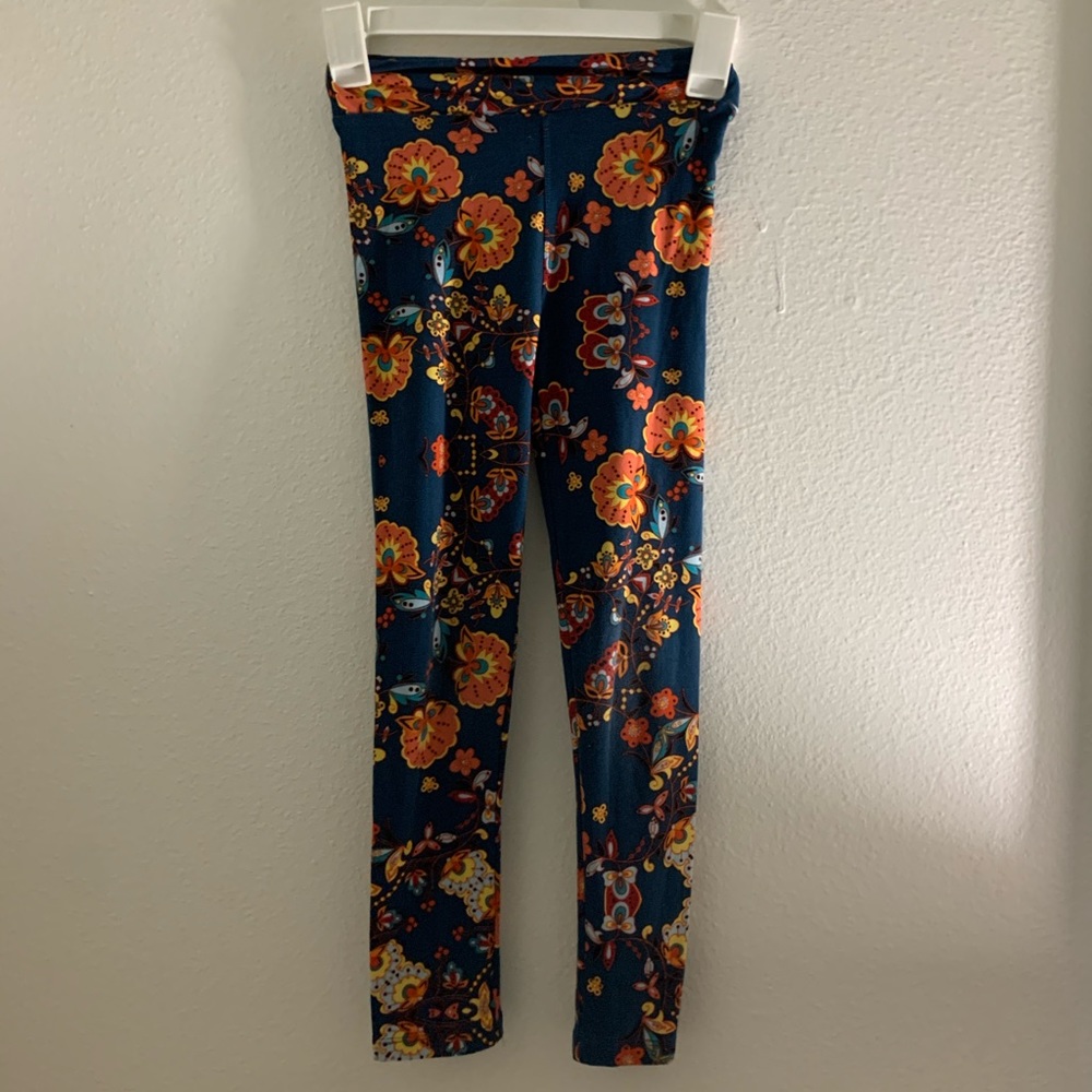 Lulu Rose leggings. Kids size XL. Super Stretchy. Super soft.